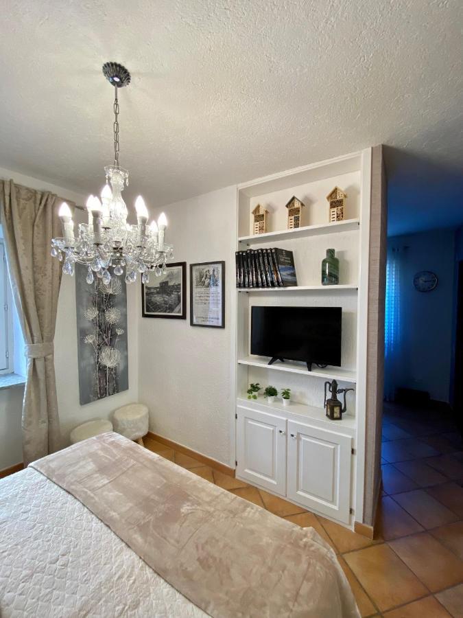 Ancienne Maisonnette *